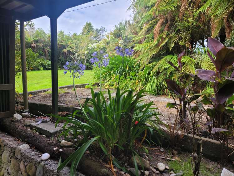 127 Brickfield Road Hokitika_58