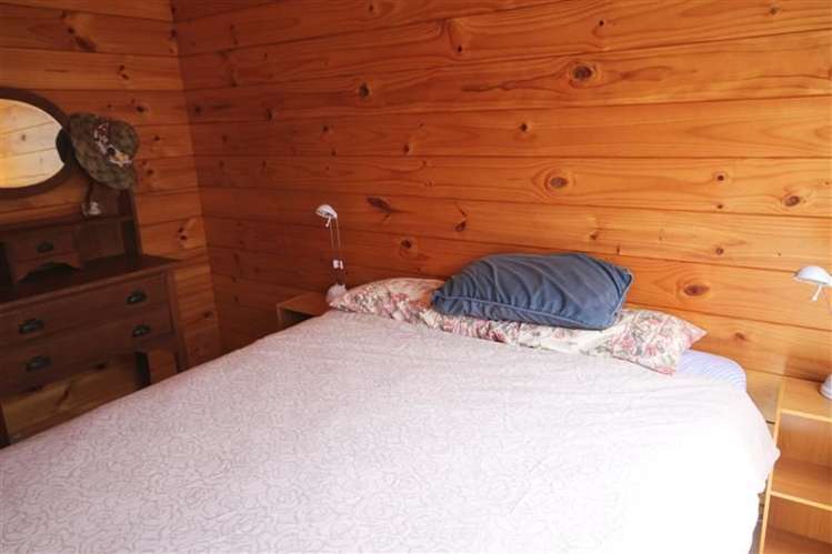 16 Glen Vnus Pauanui_11