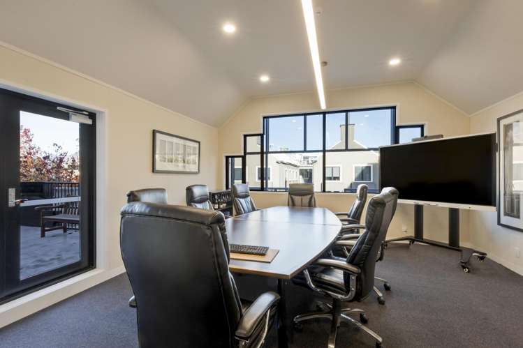 45 Camp Street Queenstown_2