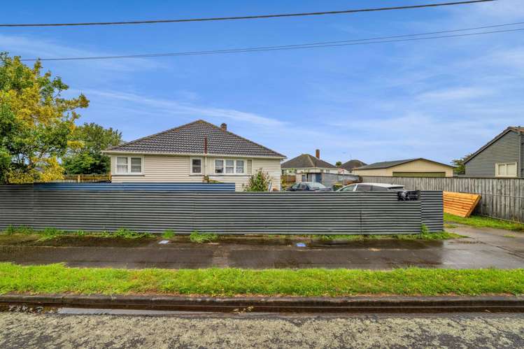 1 Vogel Street Hawera_9