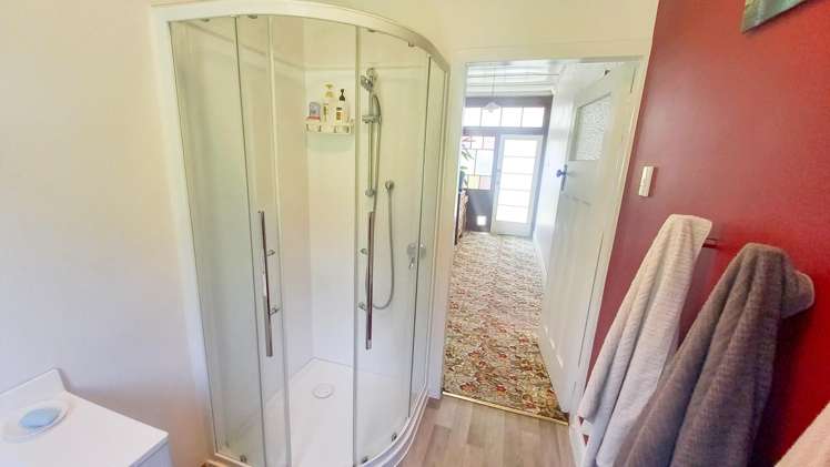 11,13 Birch Street Tuatapere_10