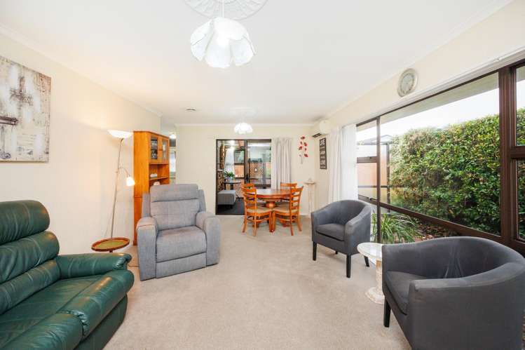 1/11 Woodfield Avenue Roslyn_1