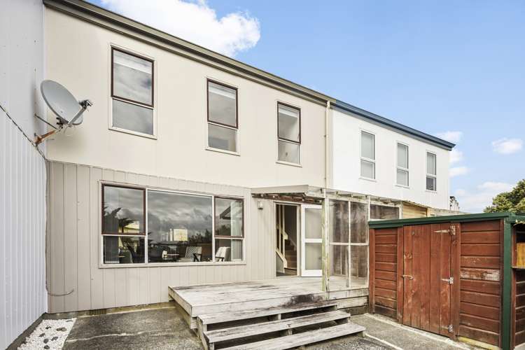 10 Hollydale Grove Churton Park_13