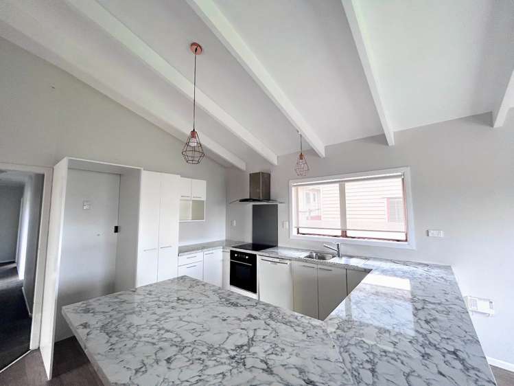 3 Duke Avenue Pukekohe_2