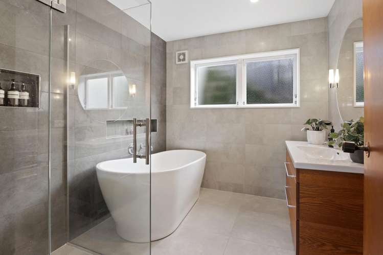 181 Vaughans Road Okura_18