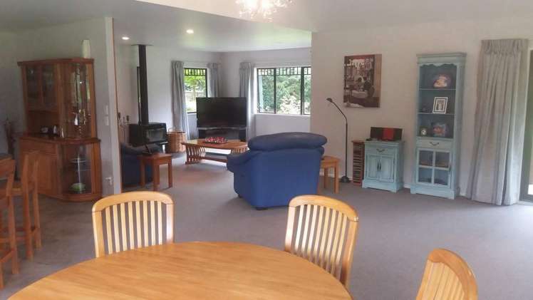 207 Oroua Road Kairanga_3