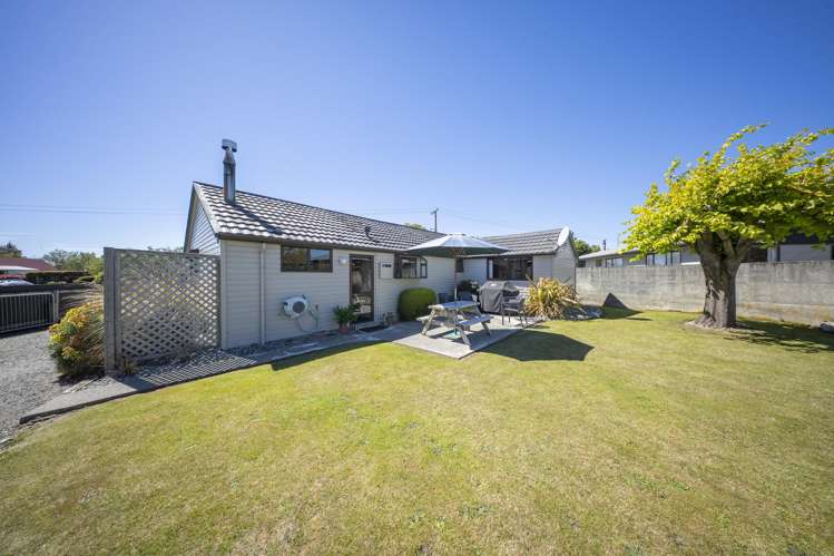 25 Howden Street Te Anau_16