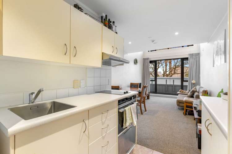 24B/30 Westward Ho Road Glen Eden_3