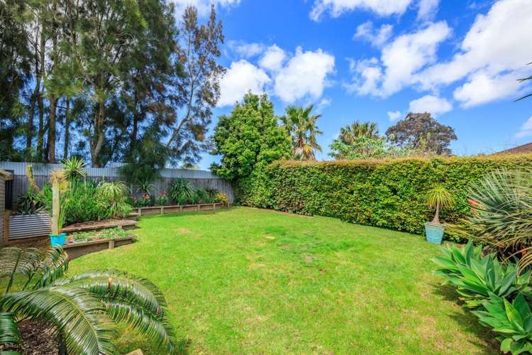 15 Tamariki Avenue Kelston_5