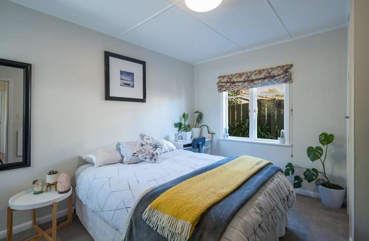 115 The Ridgeway Stoke_17