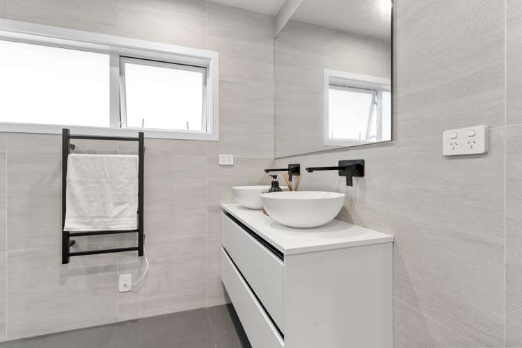 40 Lawrence Crescent Hillpark_6