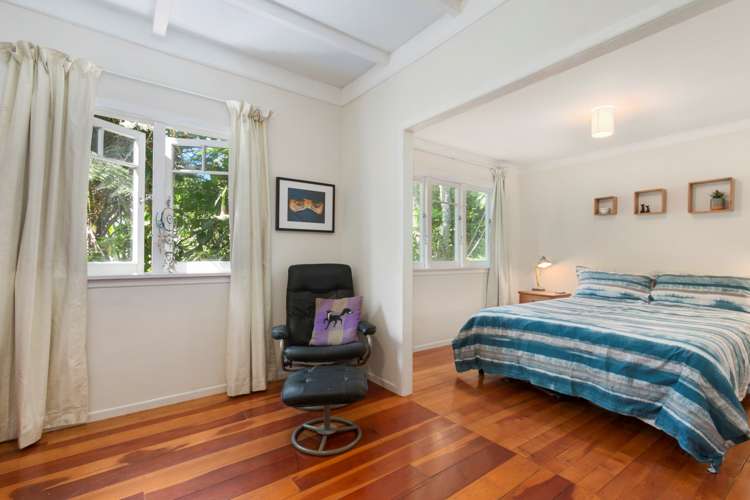 24 Tanekaha Road Titirangi_17