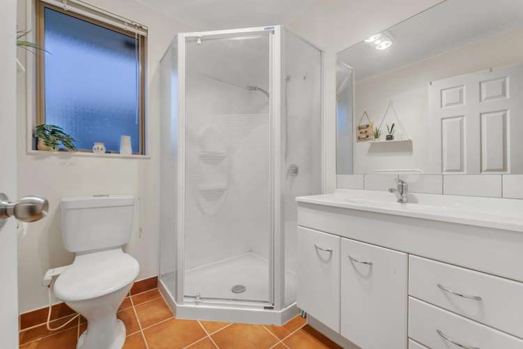 27 View Ridge Drive Ranui_13
