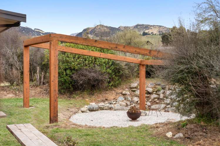 28 Pisa Road Luggate_10