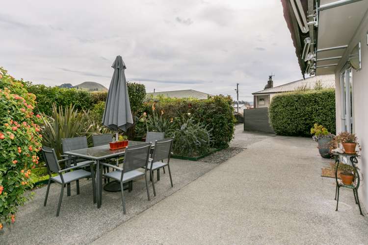 7a Warwick Crescent Taradale_10