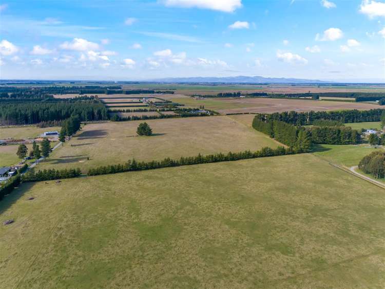 742 Downs Road West Eyreton_27