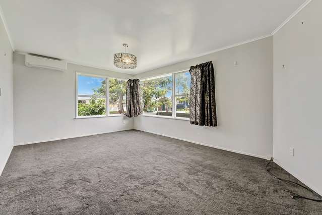 3 Chisholm Place Mangere East_1