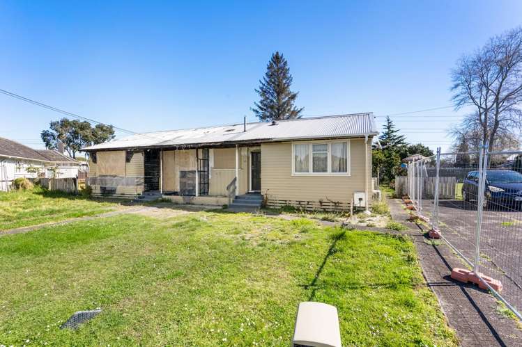 4 and 4A Finlay Place Otara_13