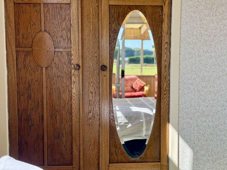 300 Moulson Street Tisbury_13