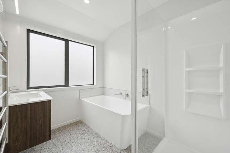 10 Magnolia Lane Mosgiel_16