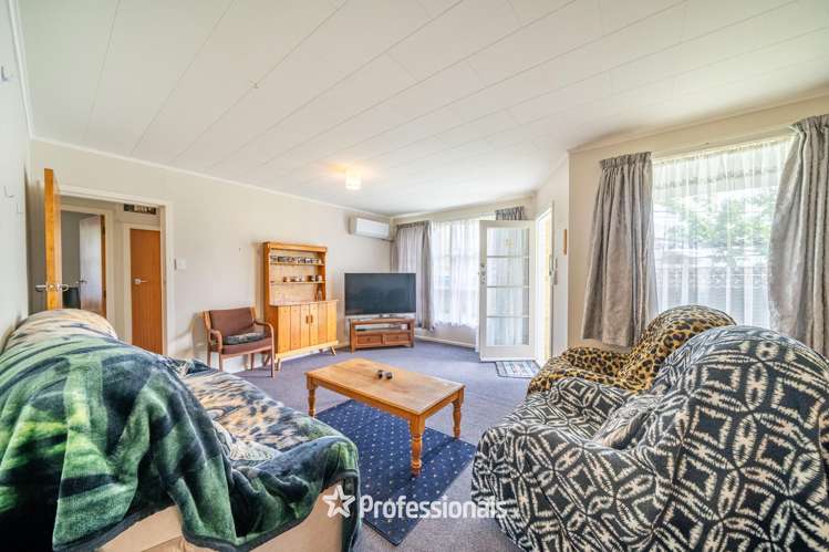 10a and b Poole Crescent Wainuiomata_23
