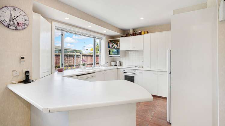 62 Frankleigh Street Somerfield_6