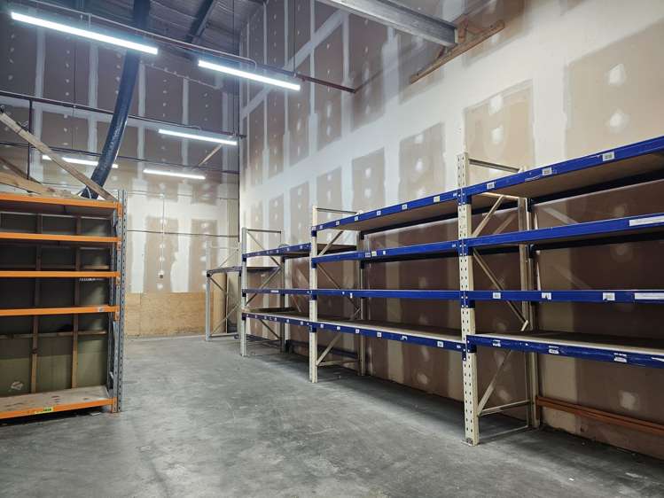 A6/192 Universal Drive Henderson_3