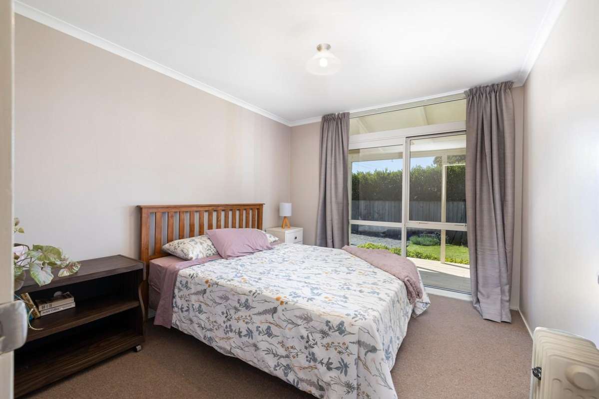 32B Renall Street_1