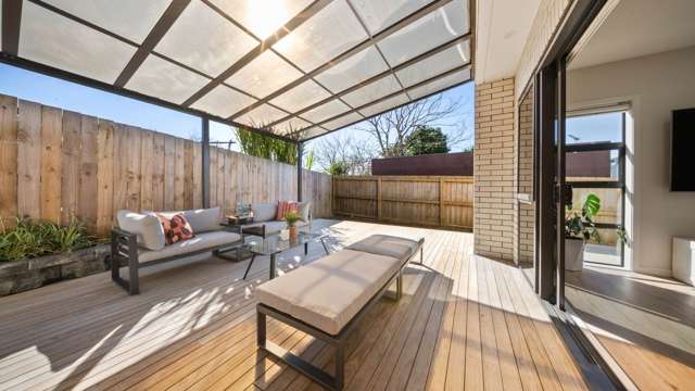 17a Ussher Place Pakuranga Heights_3