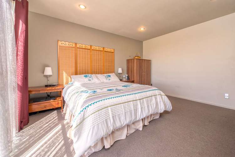 26 Zabeel Crescent Takanini_8