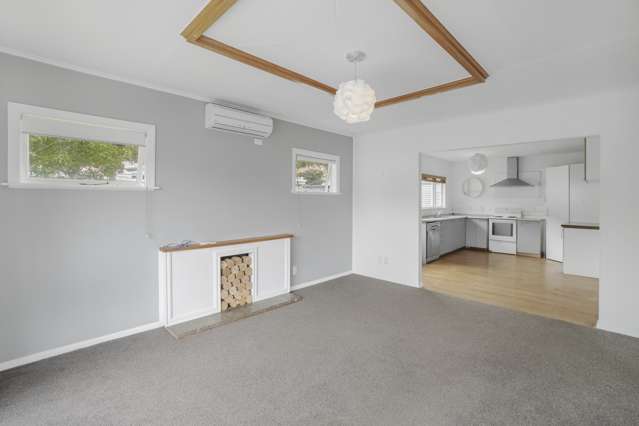 20 Petrie Street Wainuiomata_3