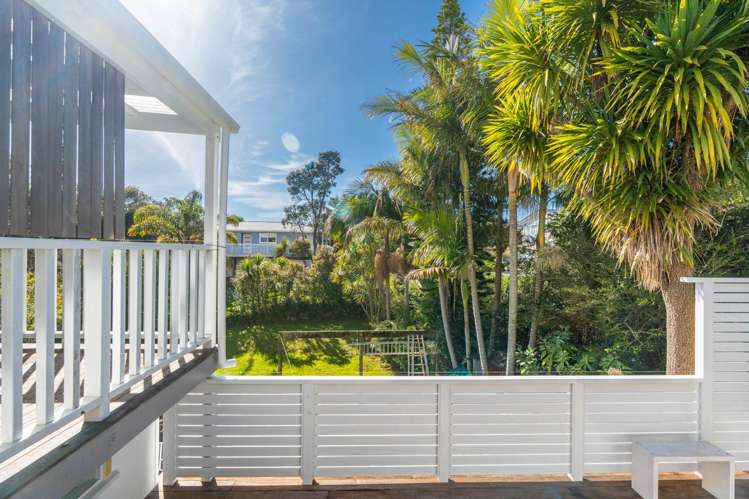 281 Rangatira Road Beach Haven_20