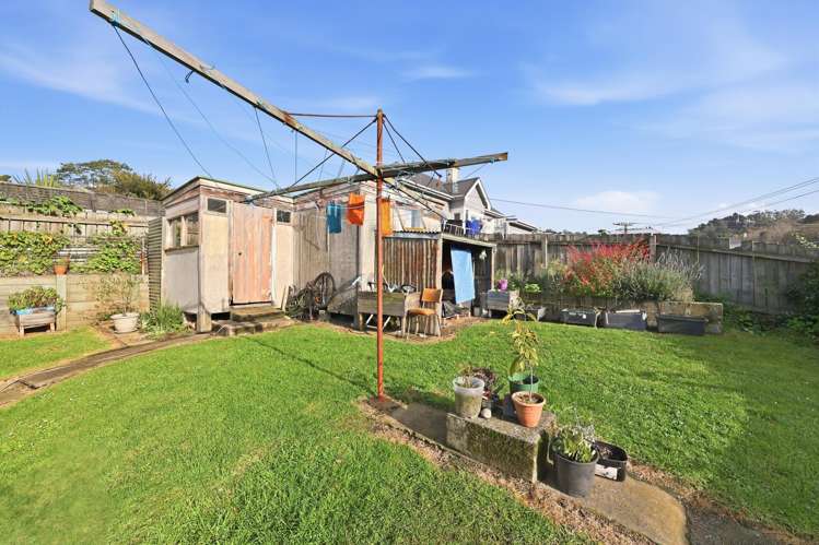 8 Morrison Street Caversham_16