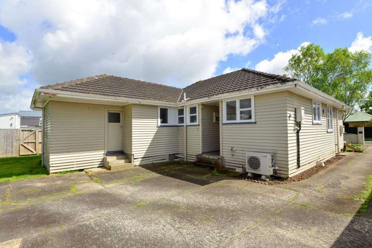 42 Montgomery Crescent Bader_9