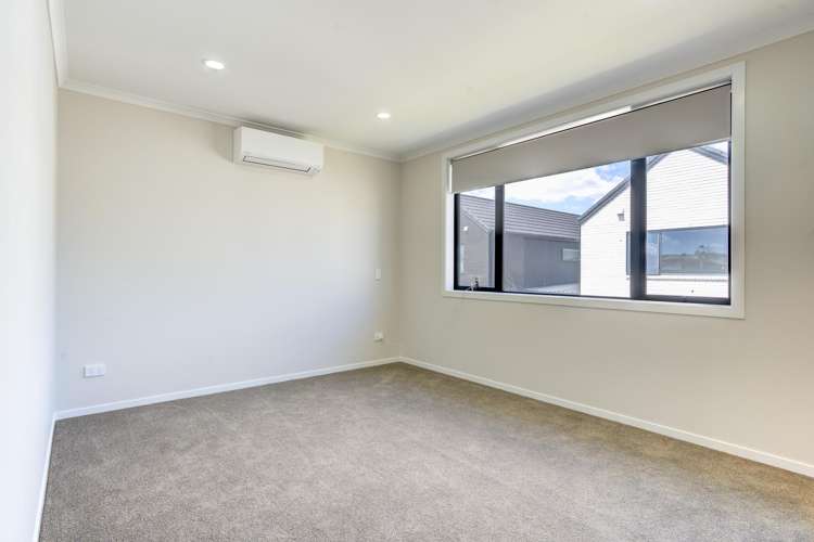 2/57 Waireka Road Rototuna North_7