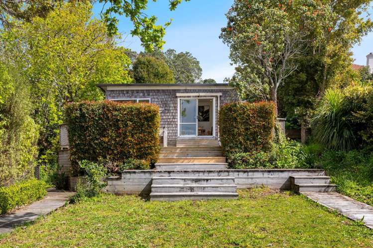 13 Seymour Road Mellons Bay_27