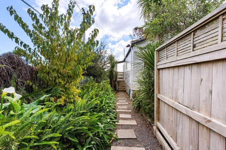 2/95 Ocean View Road Hillcrest_12