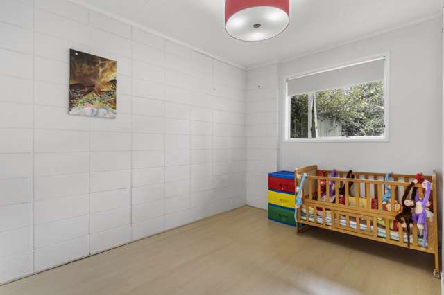 1/1 Cockayne Crescent Sunnynook_4