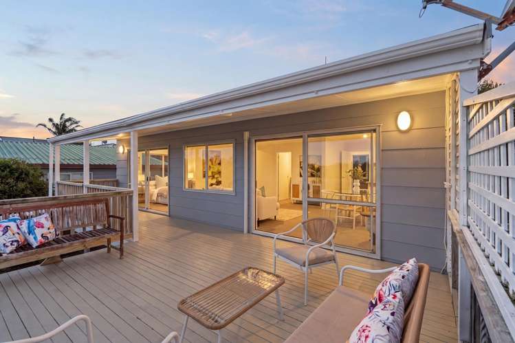 31 Shakespear Road Army Bay_17