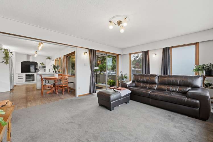 2 Shulma Street_4