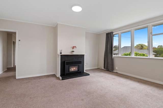 2a Manuka Crescent Hillcrest_1