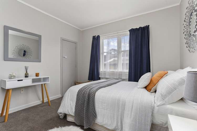 71 Godley Road Green Bay_15