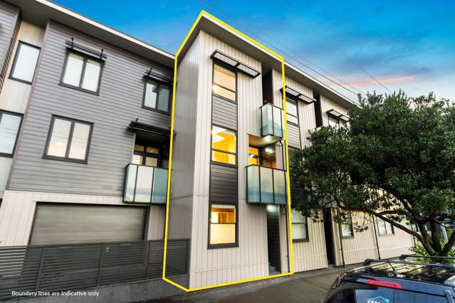 Stylish Terraced Home in AGS Zone
