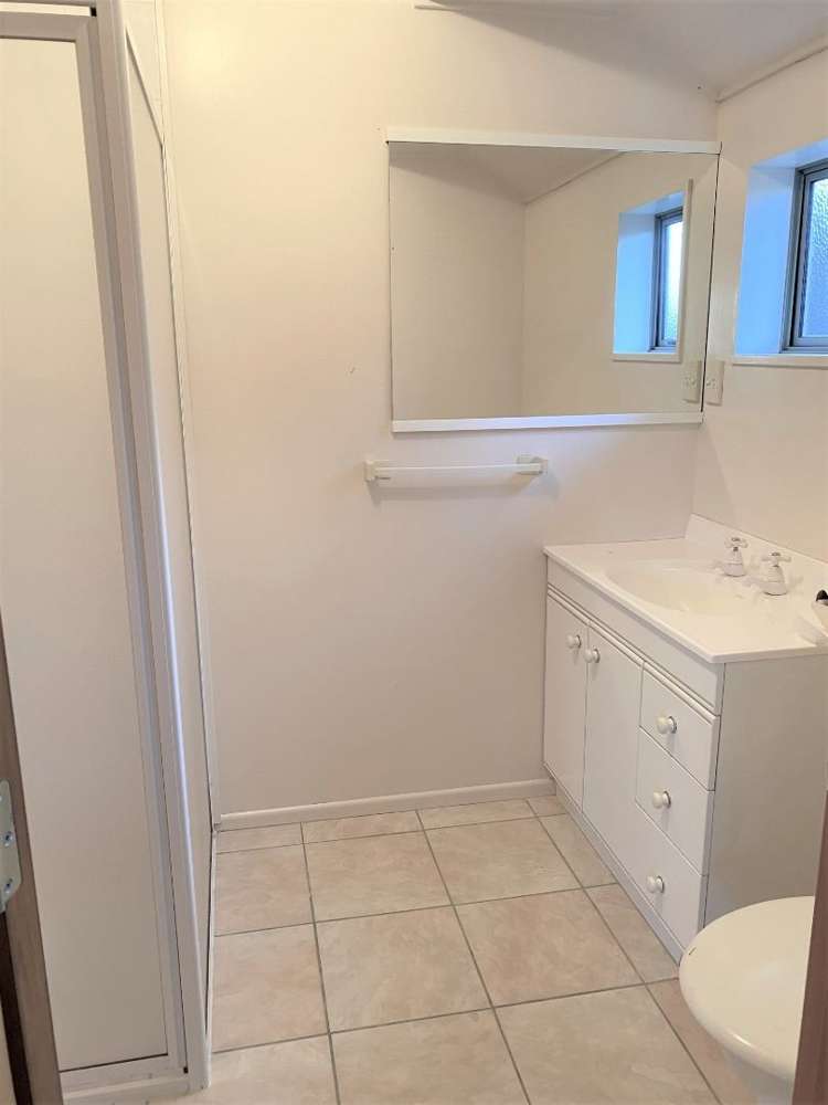 2 Grantleigh Way Pyes Pa_11