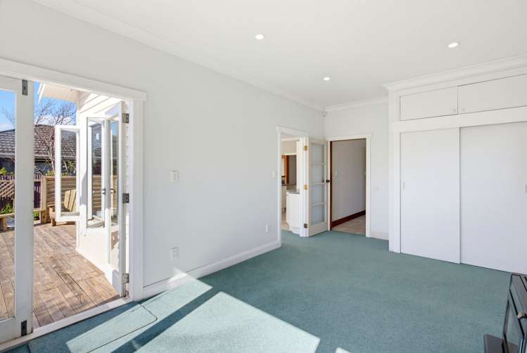 6 Adrian Grove Waikanae Beach_14