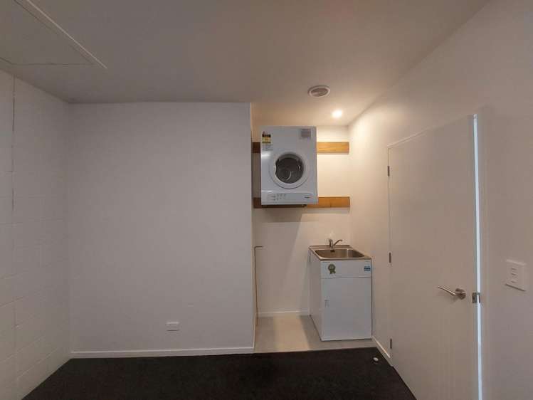 15 Fairwater Road Warkworth_10