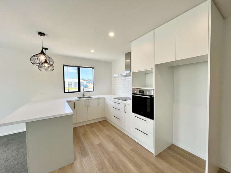 11 Maple Lane 11103_2