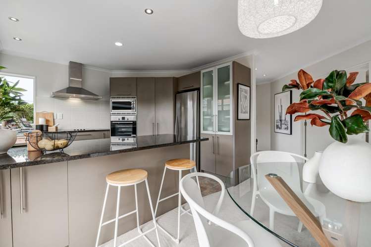 12a Pine Road Orewa_6