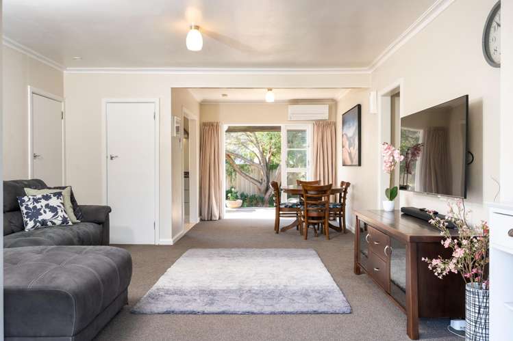 17 Golding Road Taradale_8