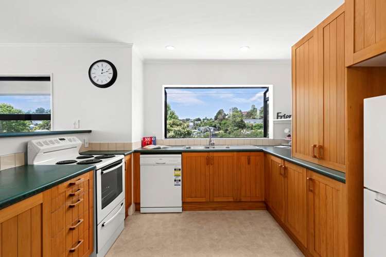 9 Hatfield Heights Hatfields Beach_12